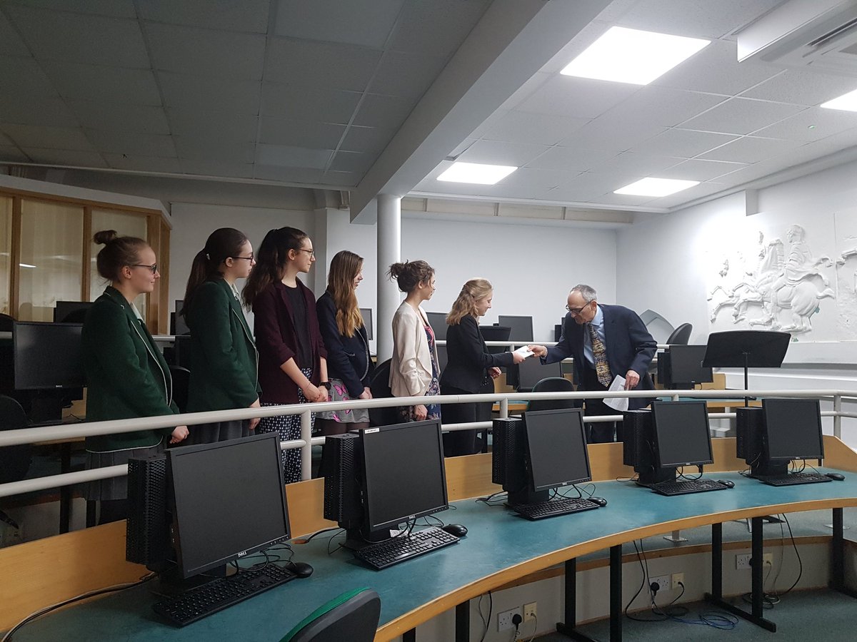 SHSClassics's tweet image. It was brilliant to welcome Jeremy Antrich to @SurbitonHigh yesterday to present a £250 donation towards @CSSparthenon #projectparthenon £3000 and counting...