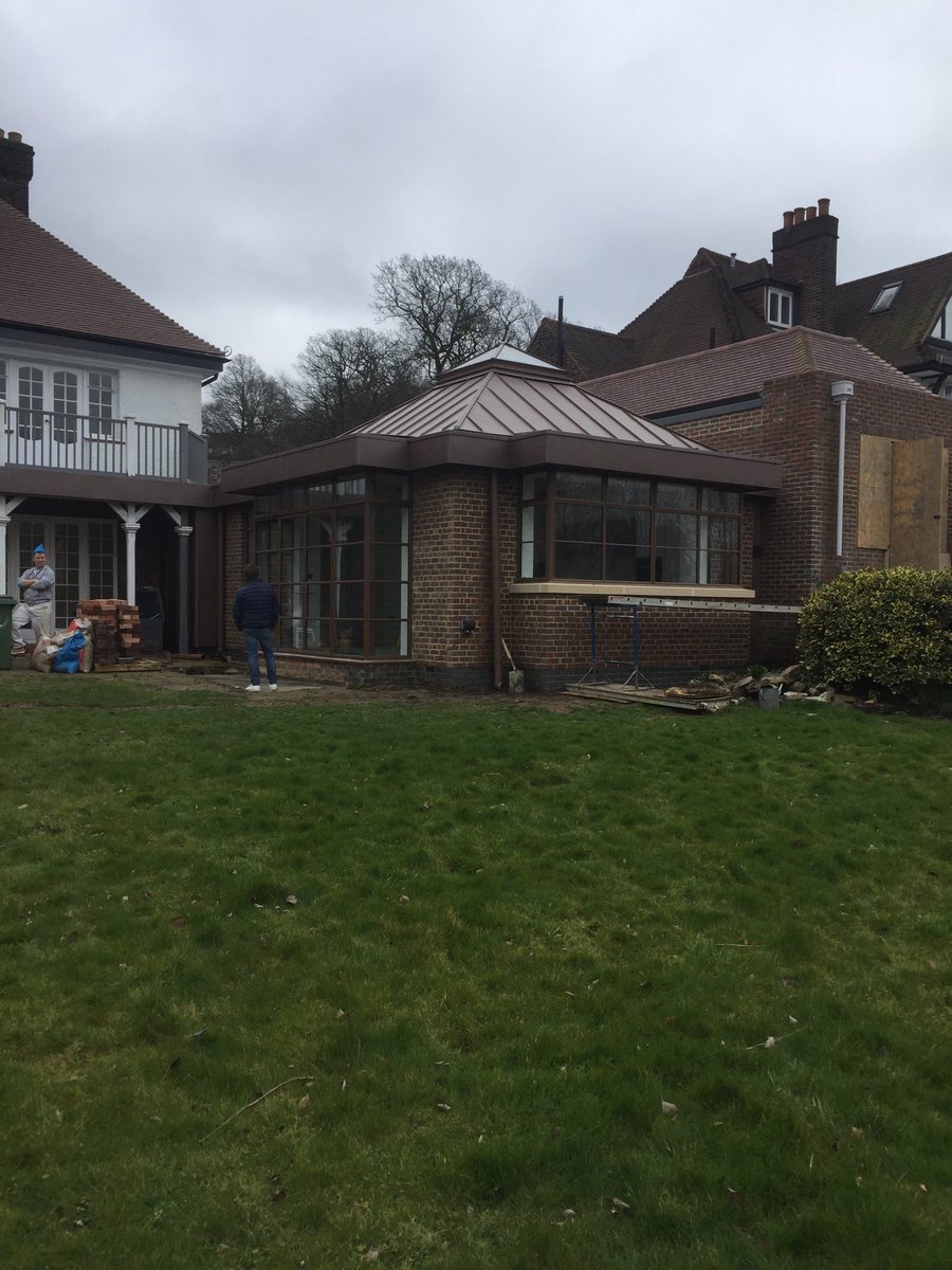 andrew bell tweet media