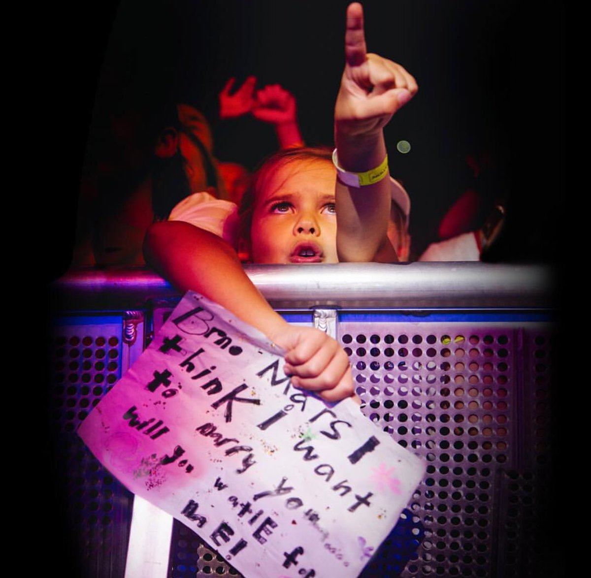 Hooliga59550533's tweet photo. So f*cking cute I could cry https://t.co/1tnxzRYKtI