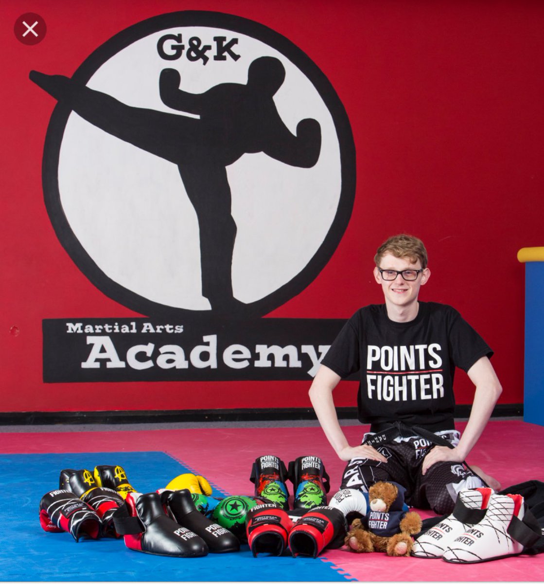 UWTSD's tweet image. UWTSD has teamed up with the Post 16/NEET team at Swansea Young Peoples Service (Evolve) to organise an #enterprise day with @BigIdeasWales on April 10 #likeaboss #Enterprise Day @danhuxtable @LucyBeddall facebook.com/trinitysaintda…