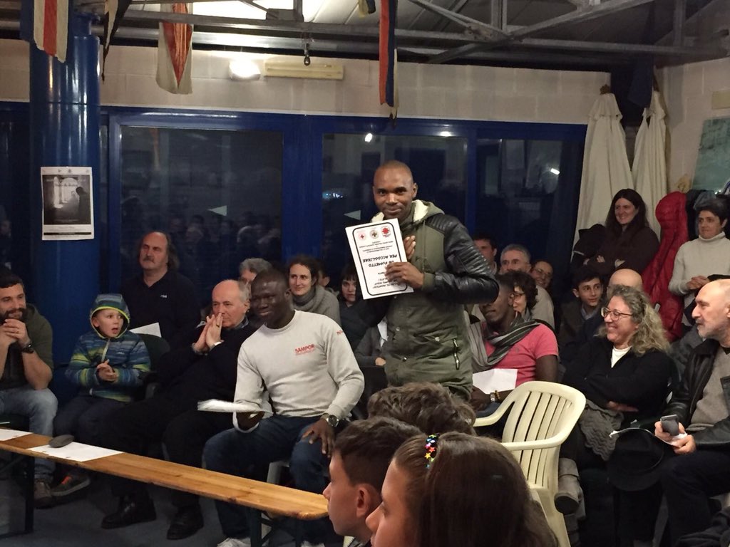 cogoleto1's tweet photo. un fumetto per #accogliere: la storia di due giovani, in fuga dal loro paese, raccolta e illustrata dal clan "il Frantoio" di Cogoleto!

grazie B. e M. per averci fatto vivere questo viaggio con i vostri occhi, le vostre paure e le vostre speranze! https://t.co/6gfouL0t2p