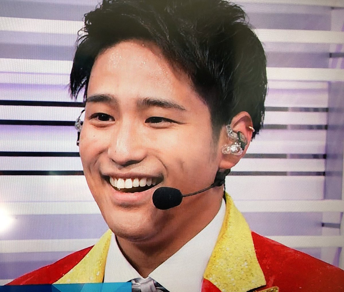 今日はこの1番好きなヘアセットと念願の軟骨ピアスのタッグで最高で