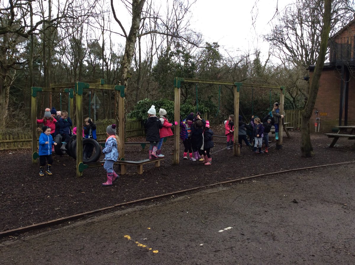 LittleSuttonCoE's tweet photo. Cooked breakfast followed by playtime #lscherry https://t.co/AMOqb1qRr7