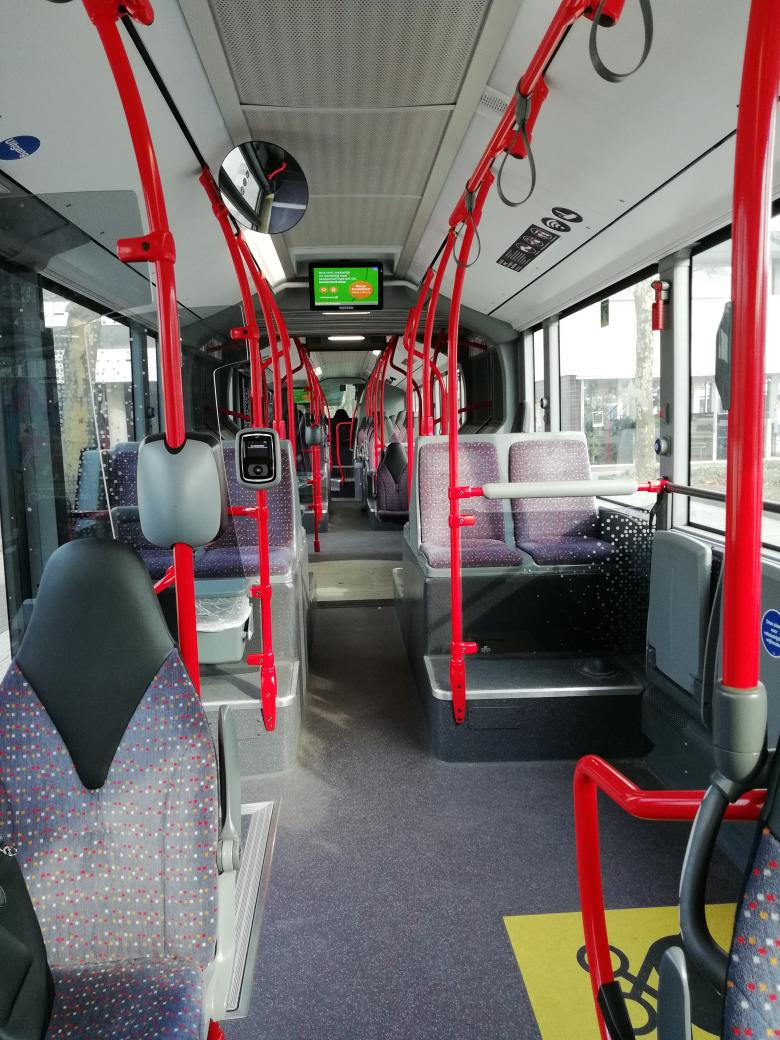 dormiryviajar's tweet photo. En el 397 a Schipol con calefacción, WiFi y cargadores usb.🤔🤔
Igualito al 38 @kabeza #Keukenhof #combiticket https://t.co/PASSMB3mOK