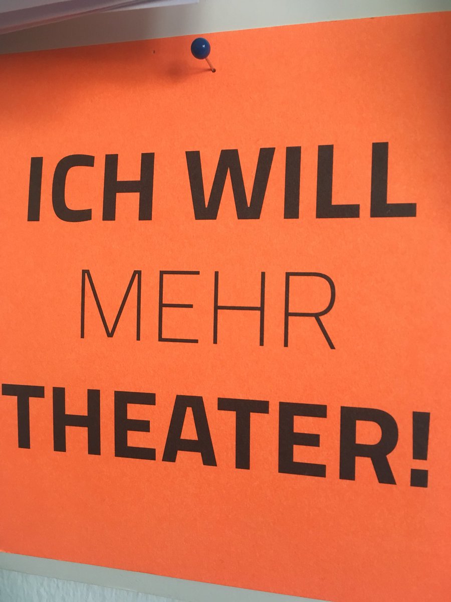 Happy #welttheatertag 🎉