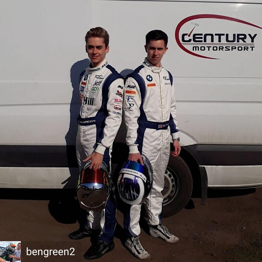 I'd like to thank @mir_raceline_of for our fantastic race suits. Really happy to be promoting their brand this year in the <a href="/BritishGT/">🇬🇧 #BritishGT 🏁</a> with <a href="/Century_Msport/">Century Motorsport</a> and <a href="/BTuckRacing/">Ben Tuck</a> #centurymotorsport #mirraceline #bengreenracing #BritishGT