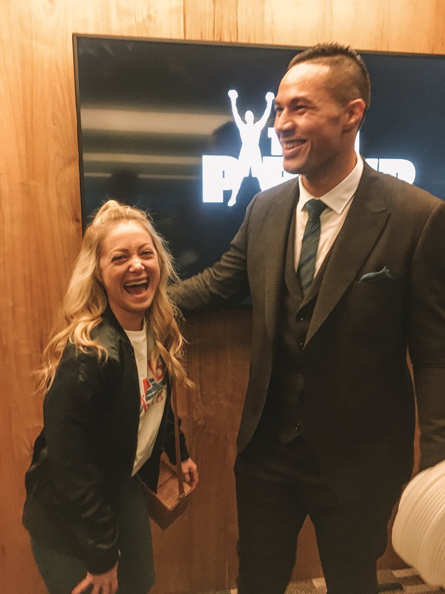 AnnmareeB's tweet photo. Brilliant night at @nz House listening to @SkySportsJimmyG interview the amazing @joeboxerparker ahead of show fight this Saturday! So many laughs, love being in a room full of kiwis. #letsgojoe https://t.co/4GG3lMfacI