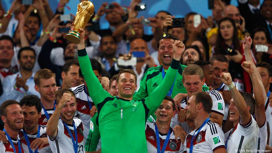 Happy 32nd birthday to the human wall, Manuel Neuer.
Can Germany win tonight in his honor?   