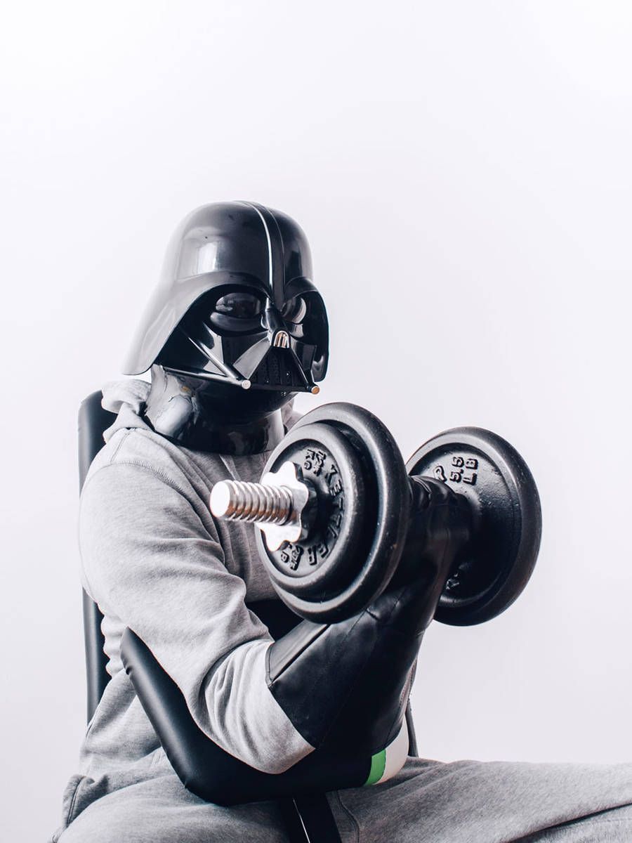 fubiz's tweet photo. The Daily Life of Darth Vader https://t.co/LNKOOBKXaF https://t.co/wHzdvwuDcI