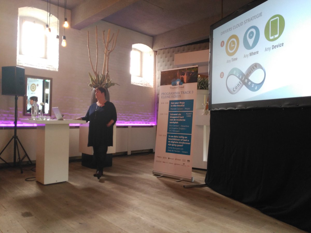 Advantive's tweet photo. Engeline Snijders deelt de belangrijkste drivers van de cloud strategie van @OCINitrogen tijdens @TrustedCloudNL https://t.co/mU3oG6rWQb