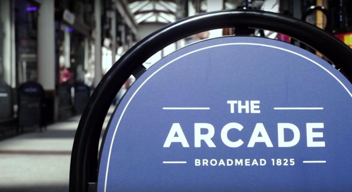 ArcadeBristol's tweet photo. Have a fantastic Easter break everyone and pop in and see all our great shops during the holidays! https://t.co/LpAOxWzzrH for more info! https://t.co/Nbay8mdtYJ