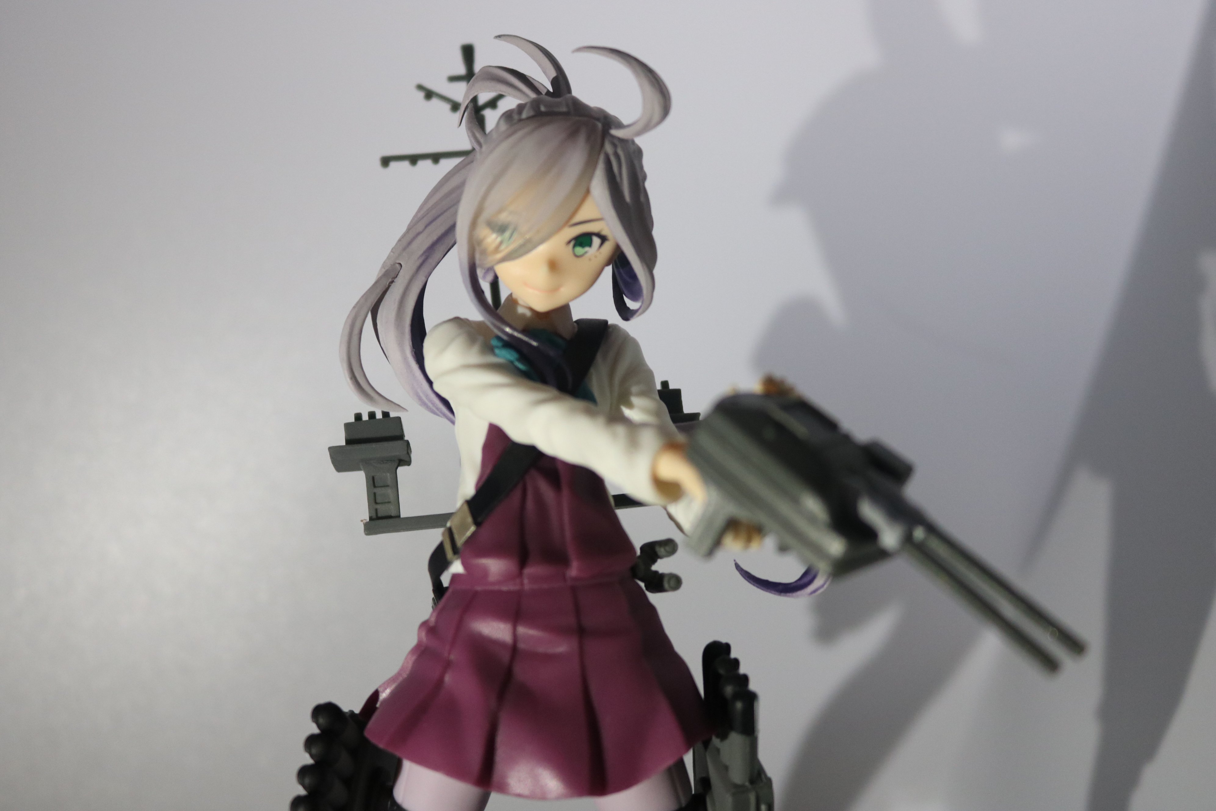 令和最新版 自作フィギュア撮影ブースを作ったけどあまりにも雑すぎてビックリする出来だったのでまた作り直したい そんな自作 撮影ブースで撮った本日のフィギュア写真がこちらです ヤンチャでかわいい朝潮ちゃん こいよォ もっと もっとだァ