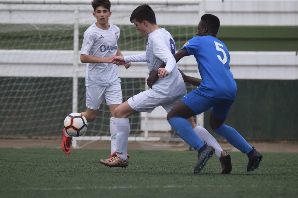 RealJaenFF's tweet photo. #RJCadA | El cadete A venció por 2-1 al Almería en un partido muy serio que remontaron en la segunda mitad. #RJFutbolFormativo https://t.co/gAjkYqM371