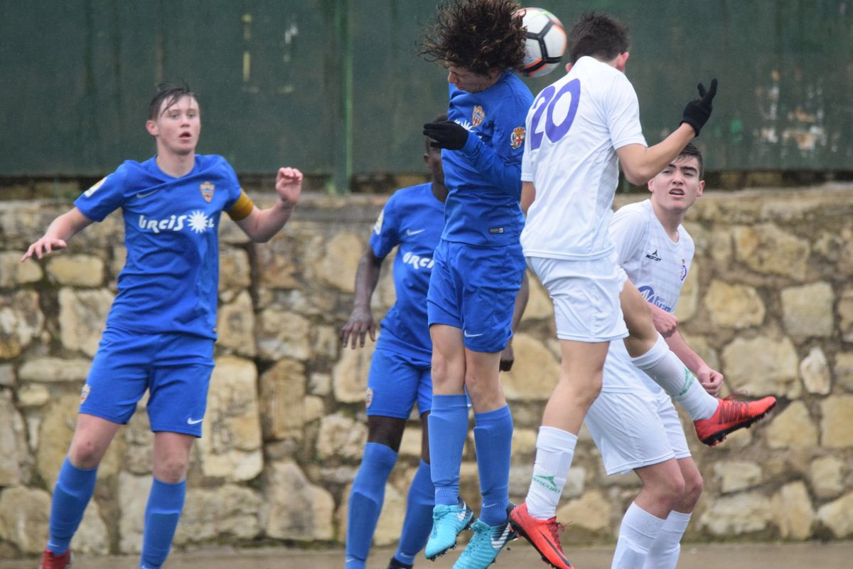RealJaenFF's tweet photo. #RJCadA | El cadete A venció por 2-1 al Almería en un partido muy serio que remontaron en la segunda mitad. #RJFutbolFormativo https://t.co/gAjkYqM371