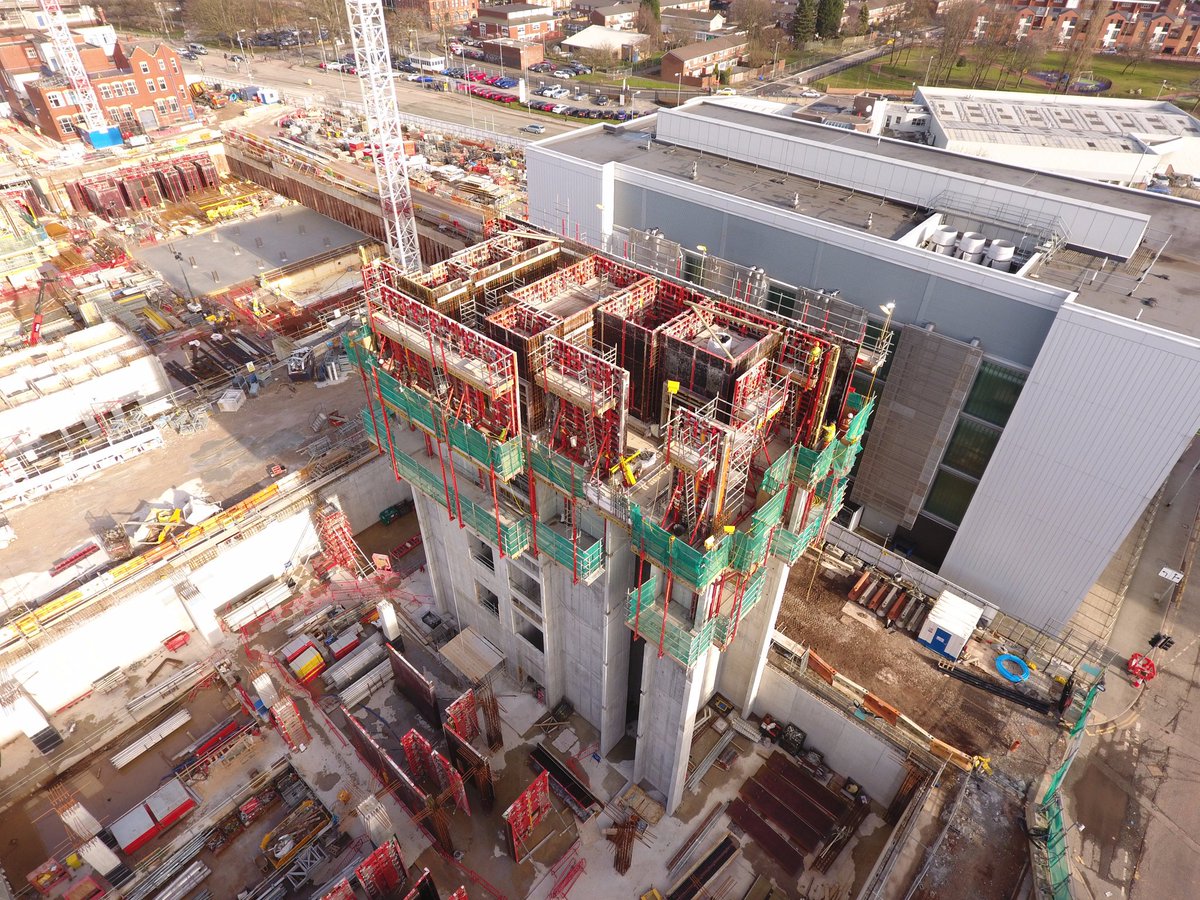 mecanoo_'s tweet image. The MECD site is now heading skywards! Have you noticed the cores of MECD rising out of the basements on site? The cores, on which construction began late 2017, are the beginning of the @uom_MECD site’s transition above ground. @balfourbeatty @ArupUKMEA @mecanoo_