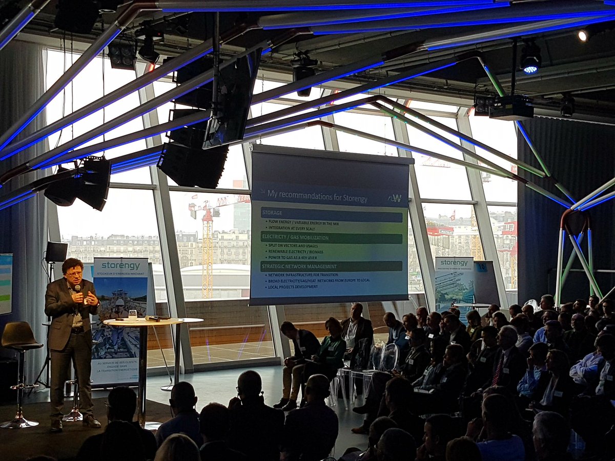 Storengy's tweet photo. #OpenMindDay @StorengyEngie @nWinstitut @YvesMarignac on the future of #energy towards #carbon #neutrality 🔀 a new paradigm:
▶️decentralized #transformation
▶️systemic #innovation
#storage #electricity #gas #networks #biogas #hydrogen
#Vision2030 @ENGIEgroup https://t.co/KRQSwvmVgL