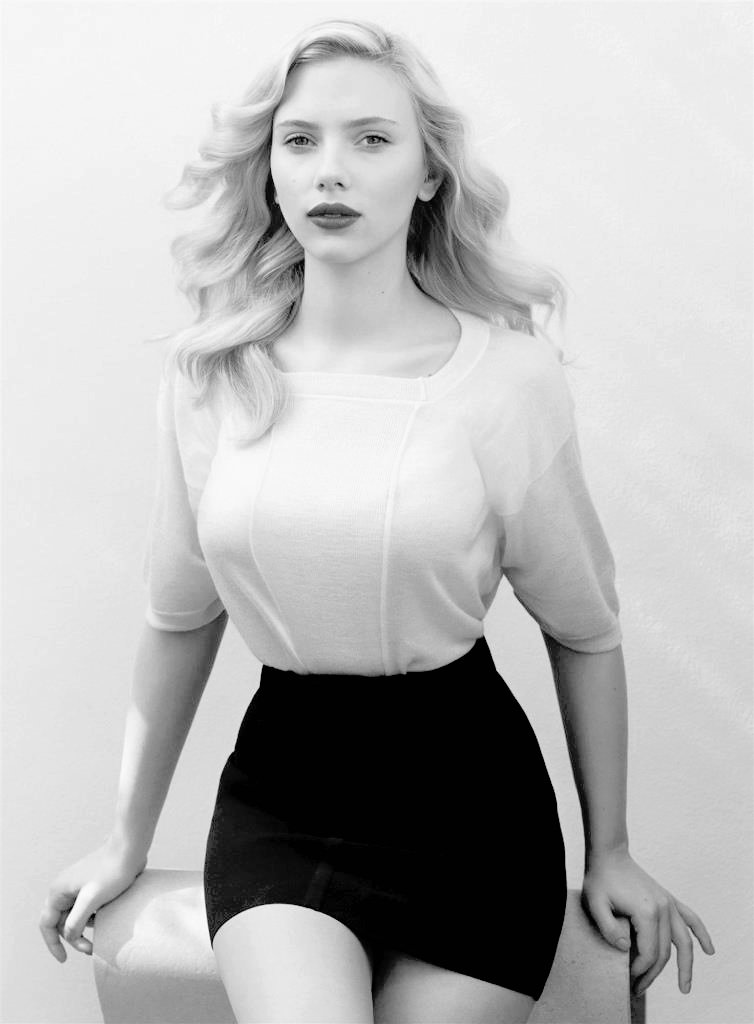 ˚ 　  　　 ˚ * 　　 ✦  　 . 
 ·  ✧　　.* 　 ⋆    ✫ 
        Bienvenida al rol.  　 　 ⋆         @britishdoctxr. 
 .. 　 　　  　　
　     　 ✺ *  +