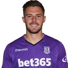 editormalcolm's tweet image. This morning at @ManWantsUK we're discussing football &amp;amp; the position of England's no.1 for Russia. 
We're split with half suggesting Jordan Pickford &amp;amp; half suggesting Jack Butland. I favour Butland. It's his time. #englandgoalkeeper #ENGITA #WorldCup2018