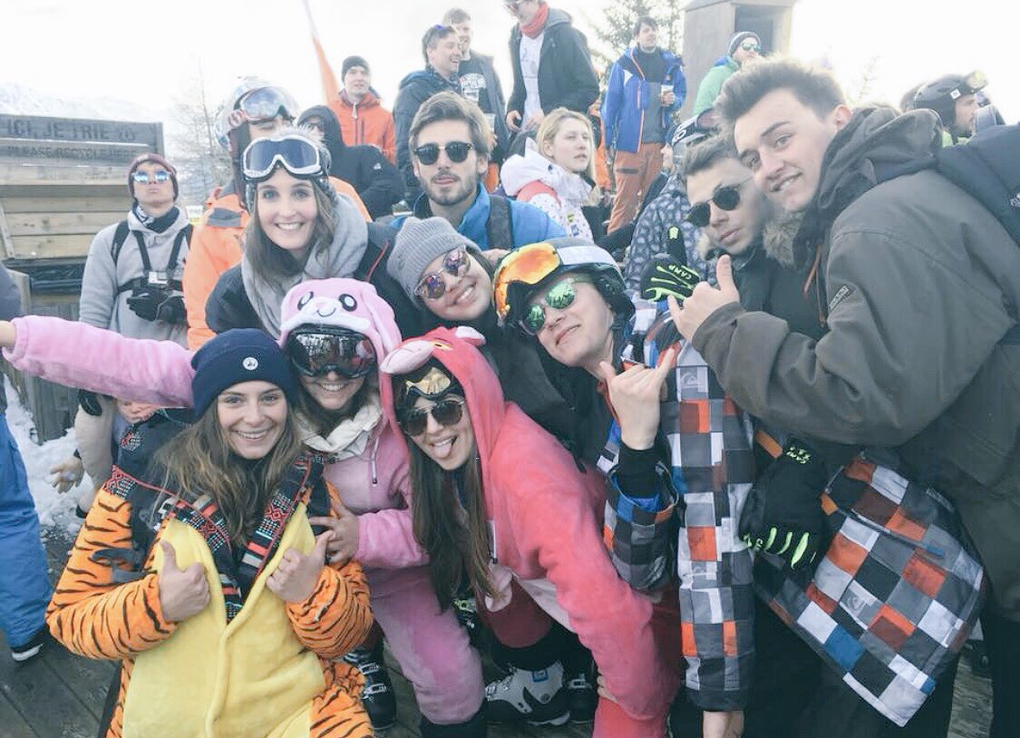 inseec_ge's tweet photo. #WaveIn #Bordeaux a envoyé ses riders les plus expérimentés ainsi que ses piou-piou sur la station des #Arcs1800 dans les Alpes pour une #snow #session inoubliable ! 🎿⛷ https://t.co/P7liz1LOJi