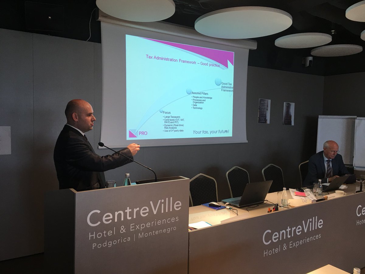 z_dijana's tweet image. Marjan Mihajlovski: Modernization of the Public Revenue Office in Macedonia @NLinMacedonia @SLOinMK @Belastingdienst @imfcapdev @CEF_Ljubljana #CEFlearning #changemanagement #leadership