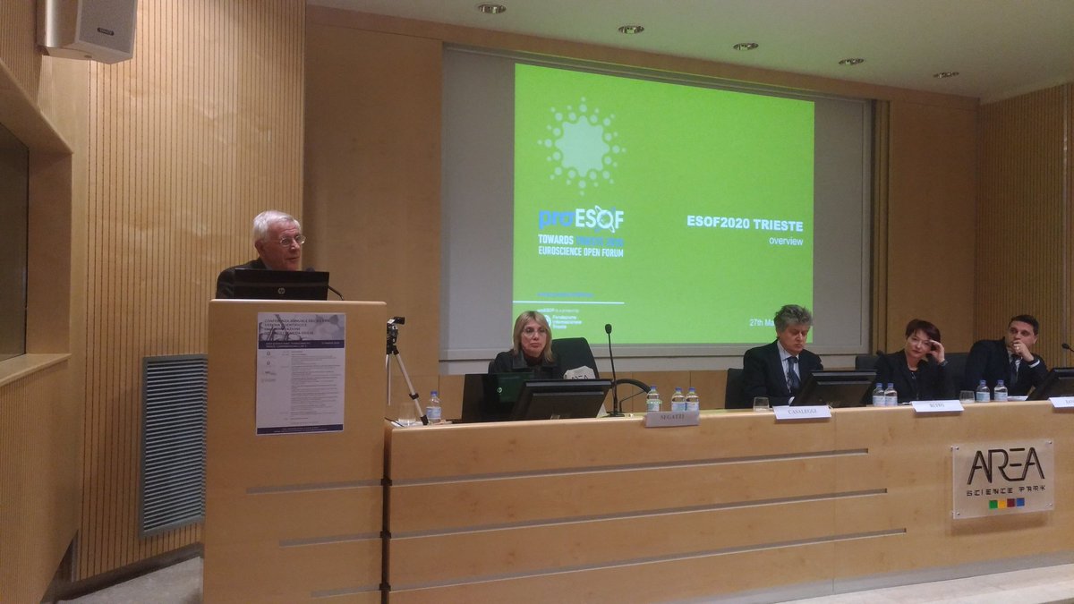 proESOFTrieste's tweet photo. Fantoni at the SiS #FVG annual Meeting: #proESOF is an innovative approach for the involvement of #CEE country.
Towards #ESOF2020Trieste https://t.co/lc4kvjK9yo