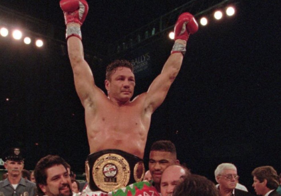 5XPAZ's tweet photo. NO ONE EVER DID WHAT I DID IN THE HISTORY OF BOXING 5World TiTLES 50 WINS 30 by KO I CAME BACK FROM A HALO TO MY HEAD I HAVE BEEN THE BOTTOM OF THE OCEAN TOP OF THE MOUNTAIN!!! I DO NOT QUIT NOT IN RING OR LIFE NO MATTER WHAT HAPPENS ! BLOOD GUTS IT TOOK BALLS !! https://t.co/9HY1wXHc36