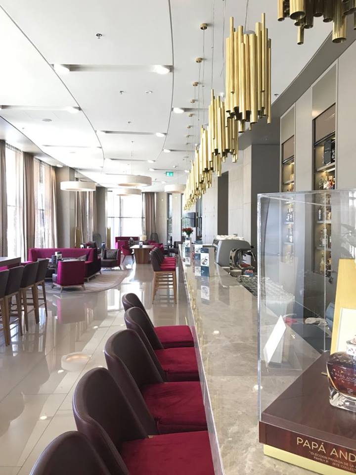SheratonDBV's tweet photo. Have a refreshing drink at Piano Bar and choose among our rich selection of Croatian wines.
All our dining venues: https://t.co/kYHTxGIj1w
#SheratonDubrovnik https://t.co/ARJuMib8SC
