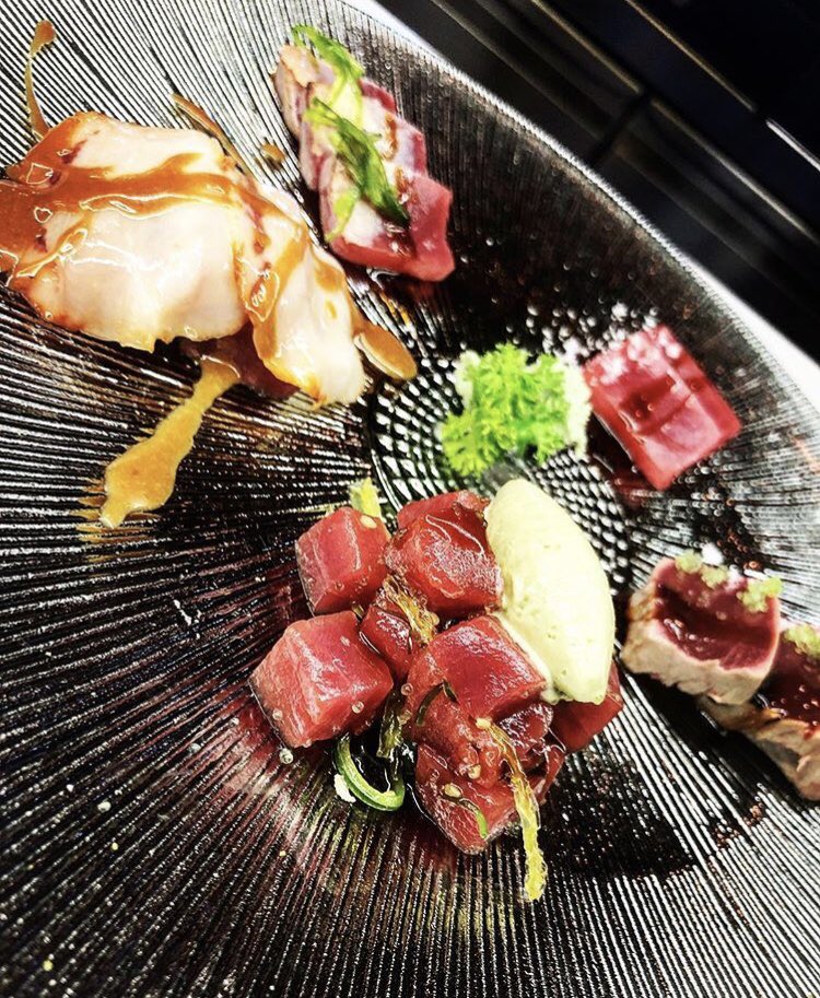 elportaltaberna's tweet photo. #tataky #sashimi #iberico #tartar #atunrojo #mediterraneo El Portal: El mejor Bar de España https://t.co/6V3peCOgZU