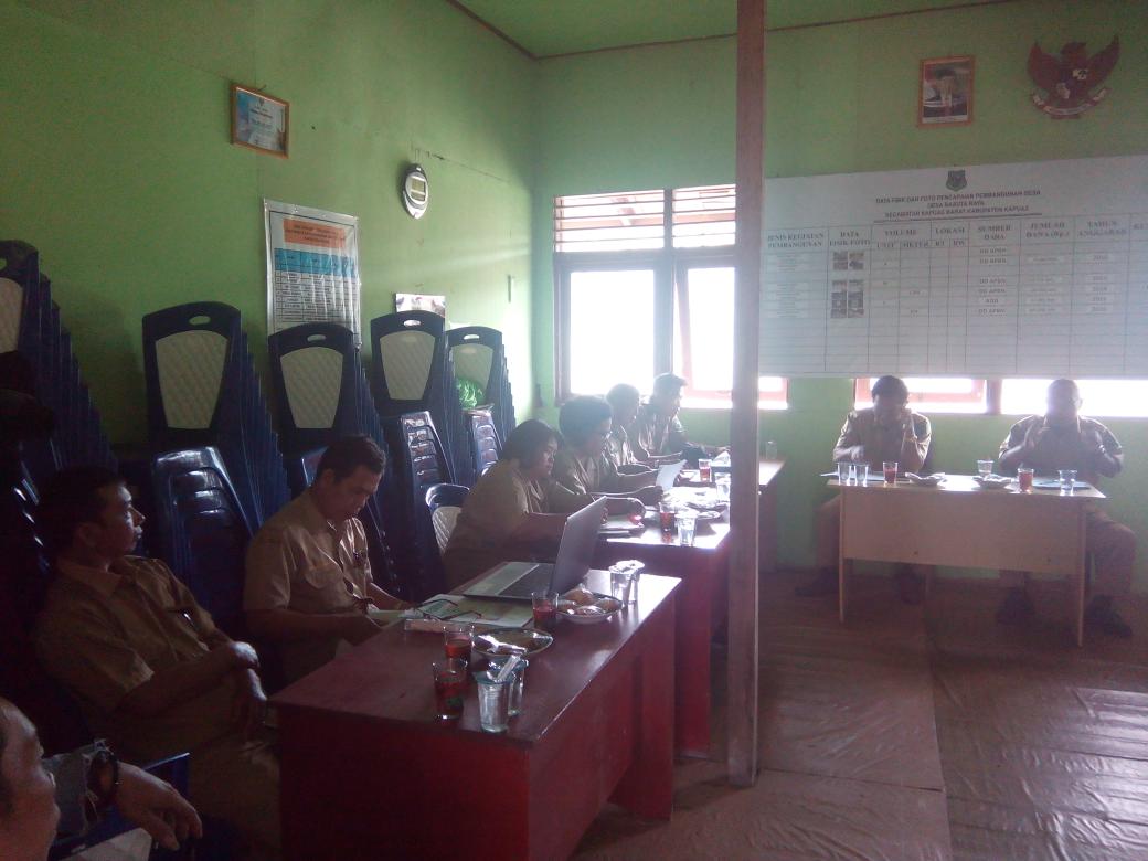 BasutaRaya's tweet photo. Kegiatan Pembinaan Monev Tim Pendamping Kec.Kapuas Barat Kab.Kapuas Kalteng.(26/03/2018).
@jokowi @EkoSandjojo @tppindonesia @P3MDKABKAPUAS @DanuPam08792776 @MahyuddinPd https://t.co/emjAkiZuAr