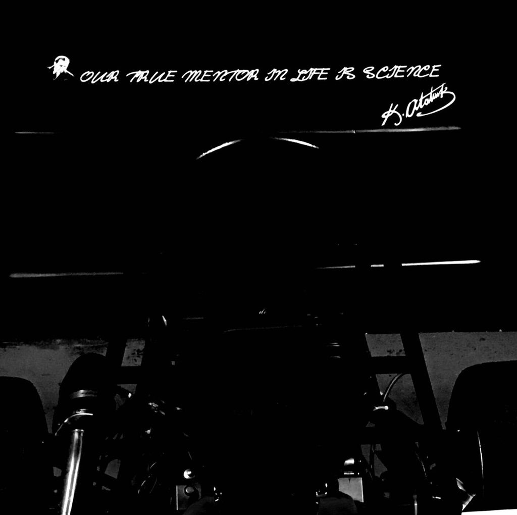 _onurorhann's tweet photo. Kocaeli Üniversitesi Formula Student takımı Türkiye’yi temsil etmek için İtalya'ya gidiyor. @KOUFormula ülkemizi en iyi şekilde temsil edebilmek için var gücüyle çalışıyor. 🇹🇷 #formula #formulasae #formulasaeitaly #formulastudent #Turkey #kouformula @ProfDrHulagu @unikocaeli https://t.co/RCaTmRuusu