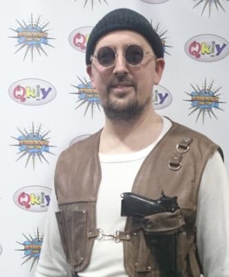 Dax79's tweet photo. I will be posting a look back at @PboroComicCon soon! Located on my facebook page or https://t.co/bLQ0LuWcnZ! https://t.co/kxpAqwEpb9