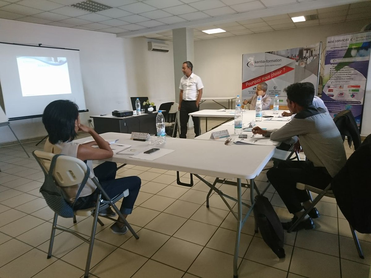 KentiaFormation's tweet image. Jour J pour la formation " Allier performance et bien être d'une équipe"  💪💪💪
#FormationProfessionnelle  #formation #kitmanager