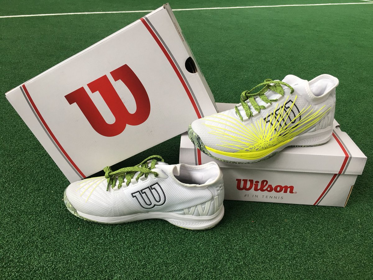 BorjaYribarren's tweet photo. Nuevas zapatillas Wilson Kaos 2.0 SFT preparadas para el @WorldPadelTour Alicante, ESPECTACULARES!!! Gracias a @WilsonPadelES. #FootWearPLAYERS #MoreTEAM #MoreWIN https://t.co/shixZUZAoP