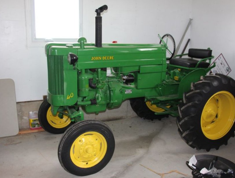 MachineryPete's tweet photo. Walter Farms auction Thursday (March 29) in St. Thomas, Ontario, sale by good folks at Shackelton Auctions...2012 JD 9560R 4WD w/ 2655 hours; JD 7830 w/ 2436 hours; Restored JD 40; 2011 JD S680 4WD combine w/ 1487 sep. hours. Online bidding here: https://t.co/H43ig1nUbv https://t.co/A7wRL8NjdO