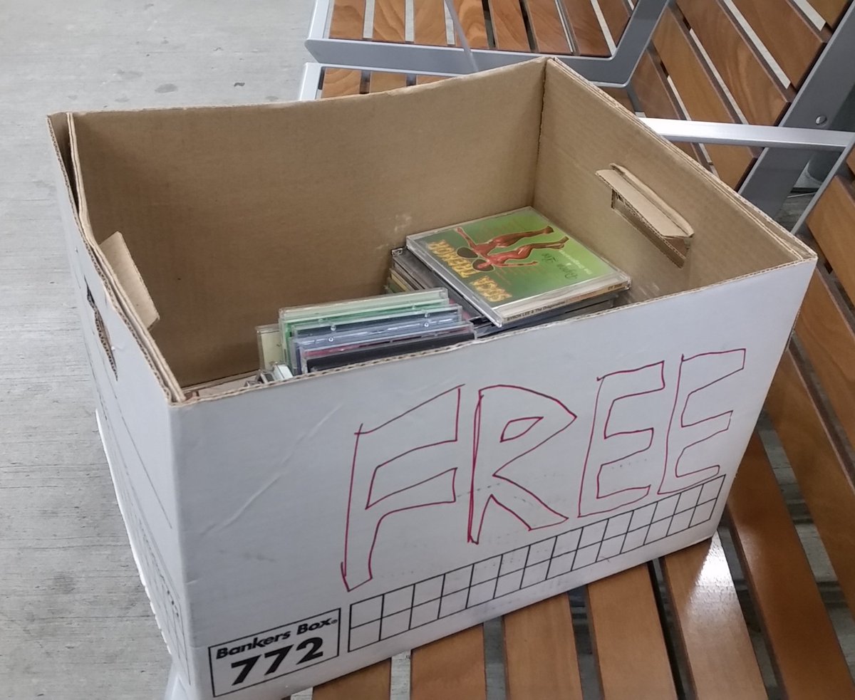 TorontoGaymers's tweet photo. GOOD MORNING GAYMERS
I JUST FOUND A BOX OF 30 CLUB/DANCE/LATIN CDS AT THE SIDE OF THE ROAD.
May your day be filled with equally fabulous bounty and booty.
- jc
#loveinc #mcmario #next #armandvanhelden #alicedeejay https://t.co/GxwC522aqk