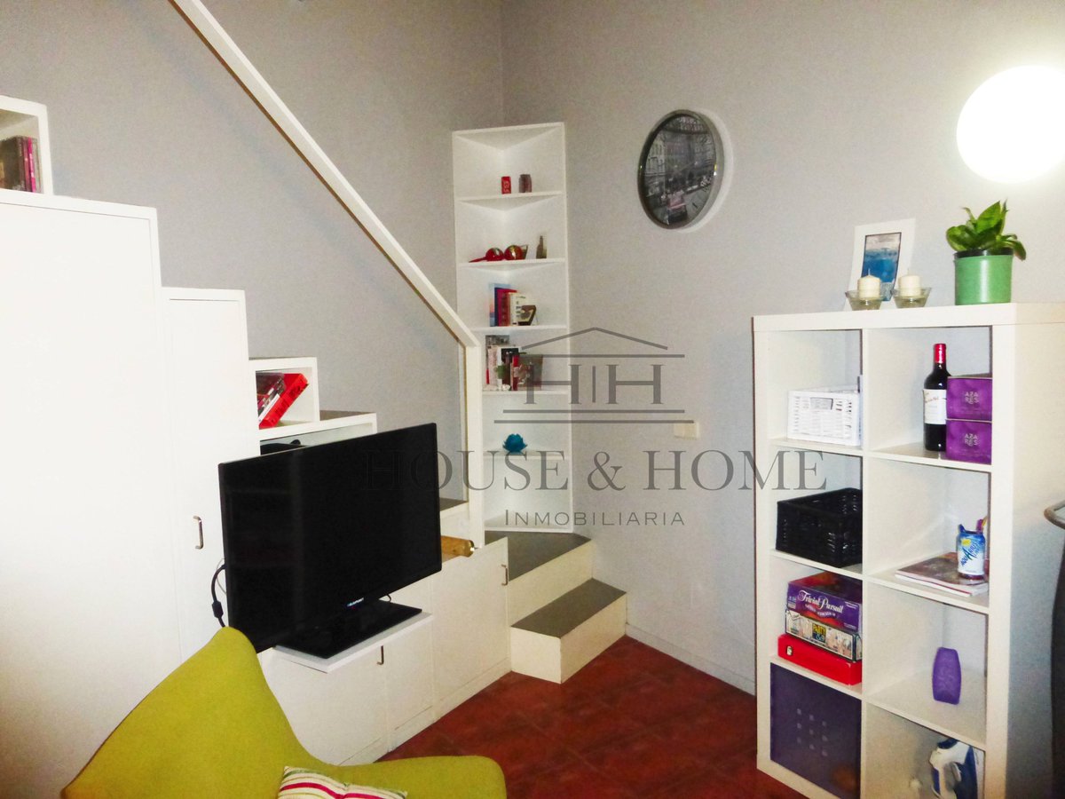 _HouseAndHome_'s tweet photo. HOUSE&amp;HOME INMOBILIARIA #alquila #apartamento en #Malasaña https://t.co/6G9Nefqt9W https://t.co/8crtPilUE4