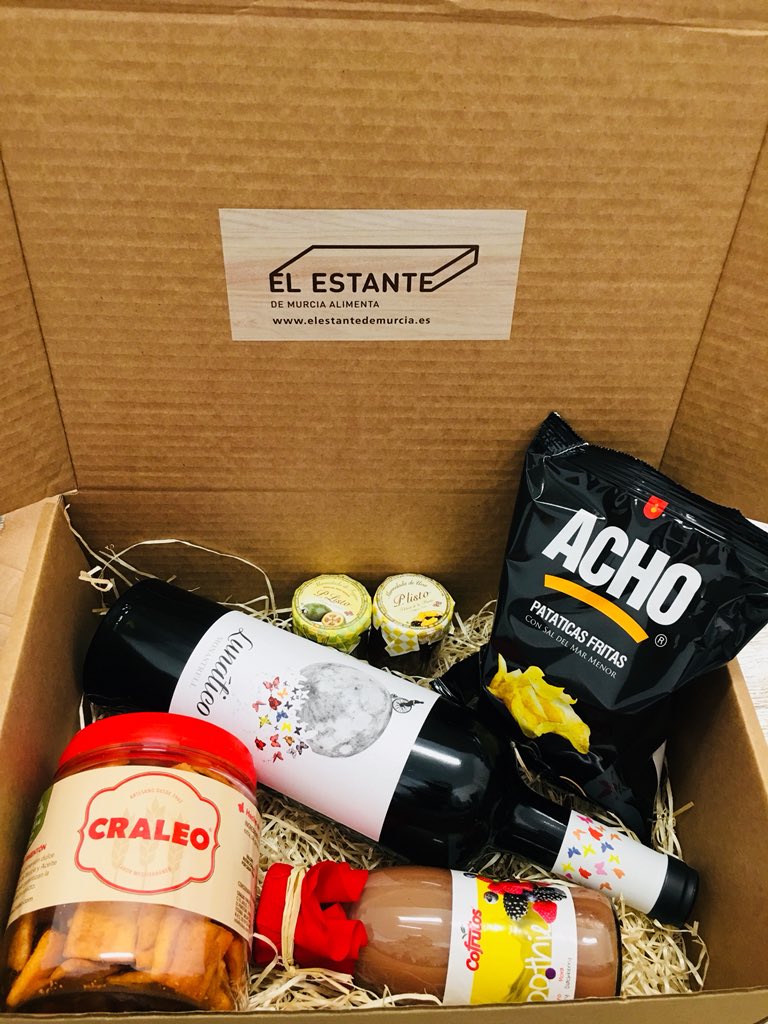 <a href="/Ch_Rosenvinge/">Christina Rosenvinge</a> Todo gracias a <a href="/AchoQueBueno/">Acho Que Bueno</a> @CRALEoRIGINAL <a href="/cofrutos/">Cofrutos</a> @CasadelaErmita y #Plisto ❤️