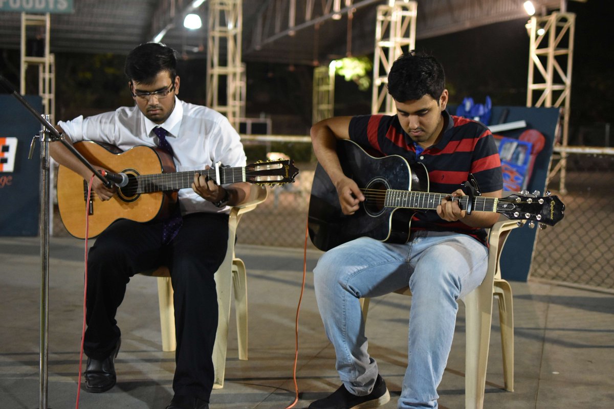 VIT_univ's tweet photo. Mechnovate'18 Cultural night!
#VIT
#Mechnovate18
#ASMEVIT
@ASMEVIT https://t.co/KJAGymkHC7