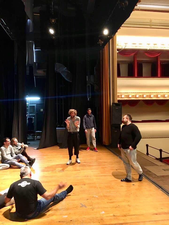 ActosIntimos's tweet photo. #DíaInternacionalDelTeatro Hoy en el @teatroelsilo con una #Masterclass #ActosIntimos @SantiSenso  @AytoPozoblanco #Córdoba https://t.co/yd7pKYCoNV