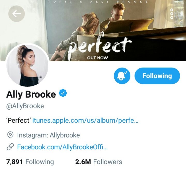lntodinah's tweet photo. all the girls' layout have changed due to their solo endeavors, and then there's @dinahjane97 ,im not crying you are! https://t.co/nzKMLo6LiQ