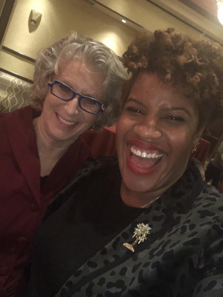kishshanapalmer's tweet photo. Only @spjoyaux can give you this kinda joy at 8 at night! So good to see you and share the stage with you today! #CauseTheChange #CauseCamp #queenoffocus #fabulouslyfundraising https://t.co/euGNA4jaD6
