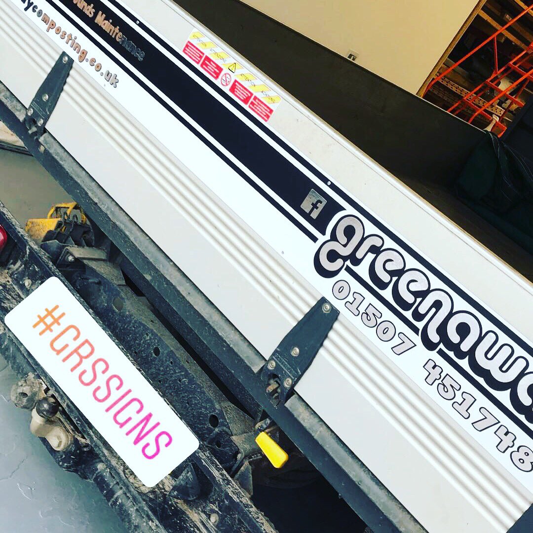 grssignscouk's tweet photo. 2nd vehicle completed for #greenaway #flatbed #chromevinyl #livery #grssigns https://t.co/cgsqYEl2td