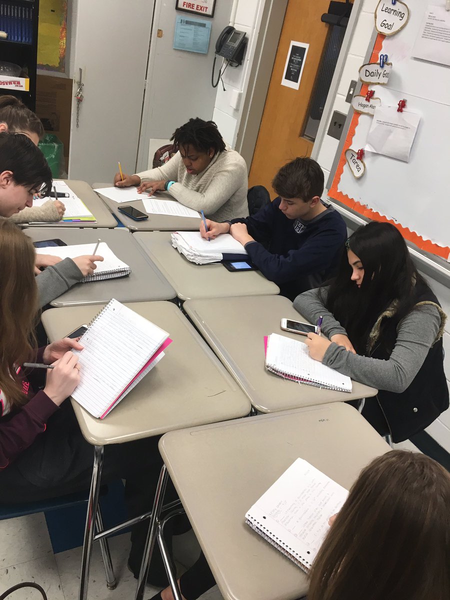 SKluse7's tweet photo. #reviewstations #level1workinghard #teamwork https://t.co/EI5vc4I1l0