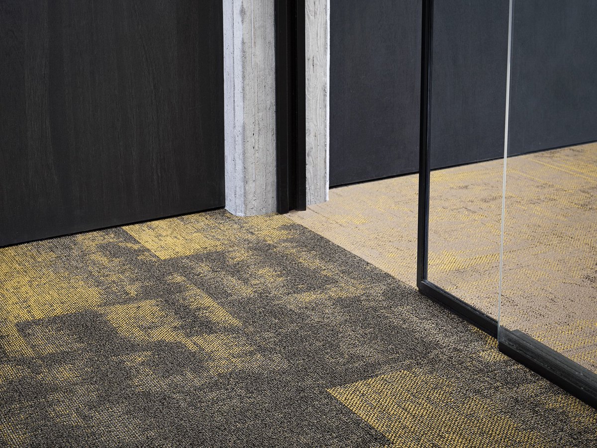 Desso_UK's tweet photo. Our new Street View collection features eight colours, including a mix of neutrals and bolder shades - which one do you like? #interiordesign #officedesign https://t.co/7zr7fBASKH https://t.co/BxUh9rQnkJ