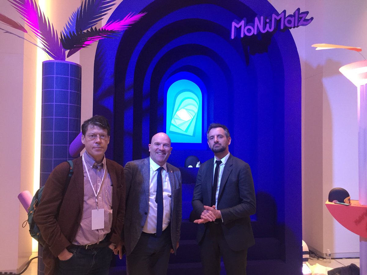 Philipperegnard's tweet image. OMG @FBACHEL1ER @BrunoBonnellOff @dr_l_alexandre en visite au #LabPostal @GroupeLaPoste cc #Monimalz