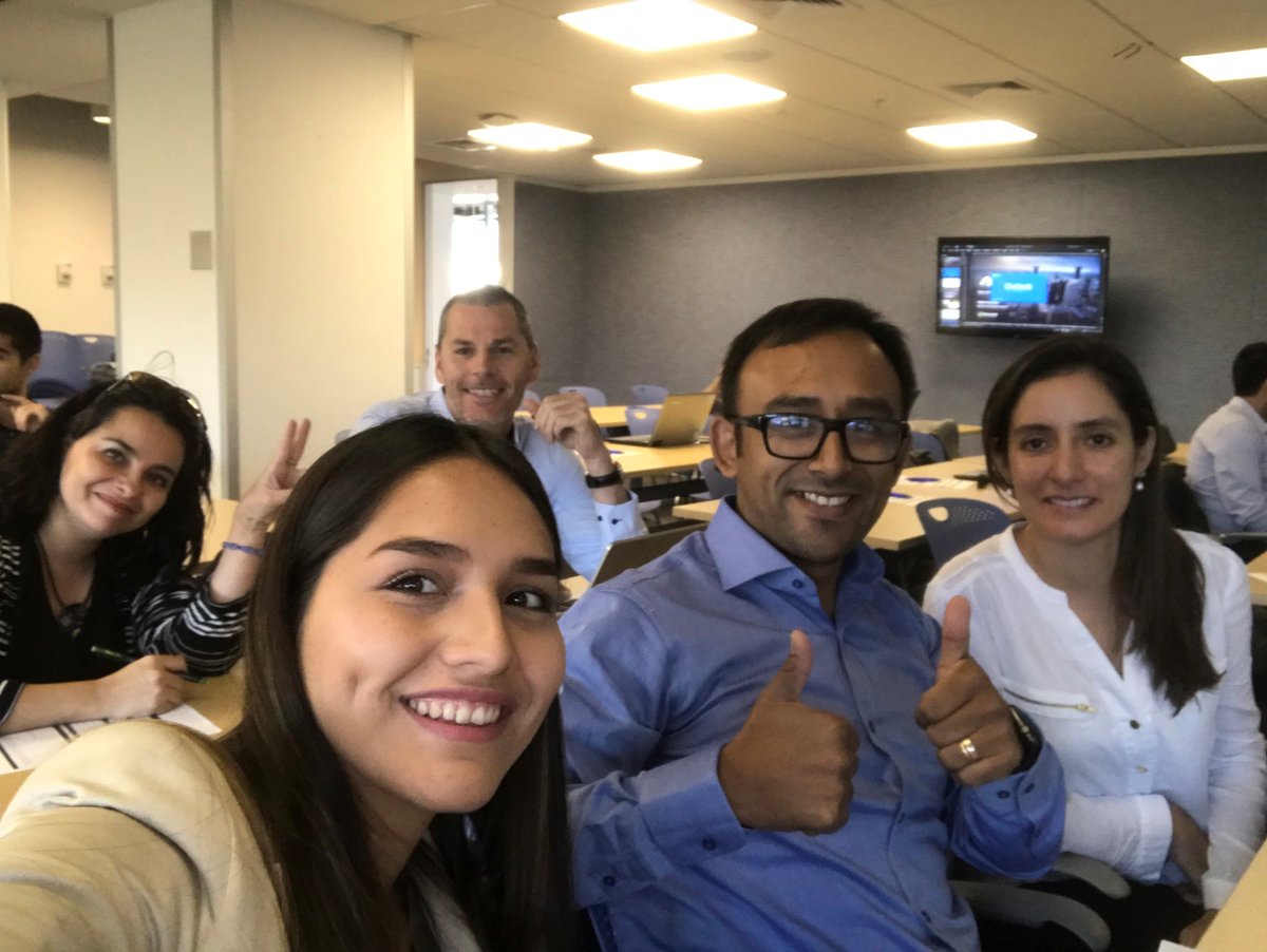 CMetrix's tweet photo. Equipo @CMetrix presente en #bootcamp y #azuredays en @Microsoft Potenciando conocimientos! https://t.co/7Egxz6m9E2