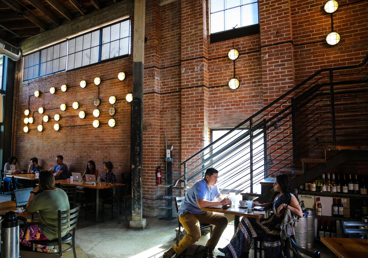 Coffee and conversations. ☕ Spend your afternoon break with us at Rosella on Jones.