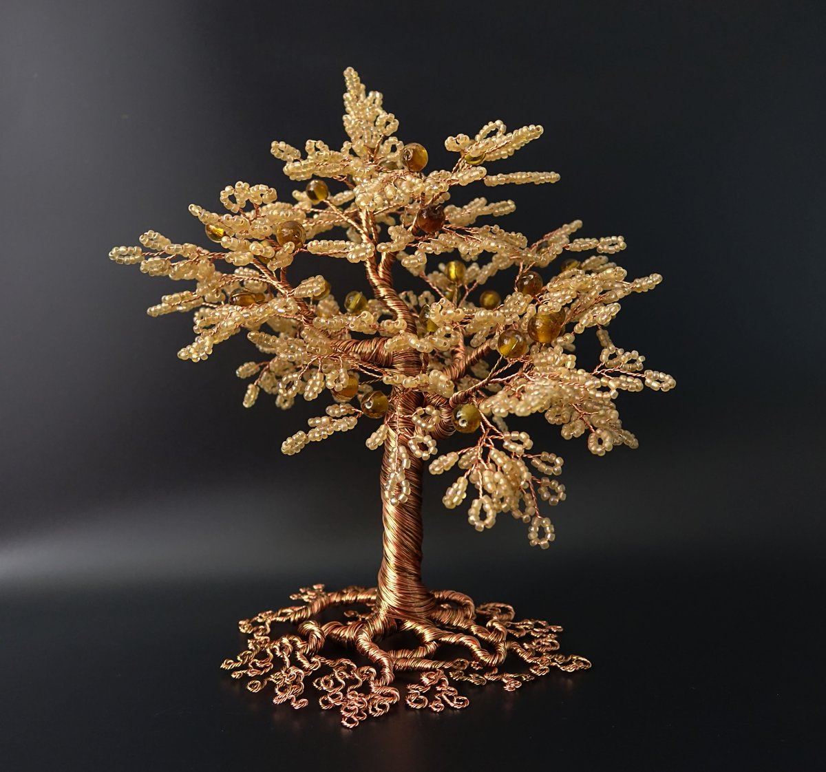 TwystedRoots's tweet image. Evening #womaninbiz #wnukrt Anyone else completely losing track of their day since the clocks changed? I swear it was only 1pm a minute ago! I've been photographing today .... what do you think?