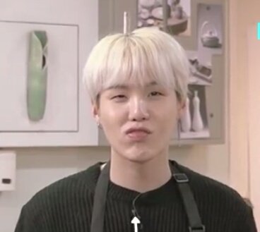 YOONGI'S REACTION TO WHAT TAEHYUNG SAID IM WHEEZING JUST HOLD HANDS