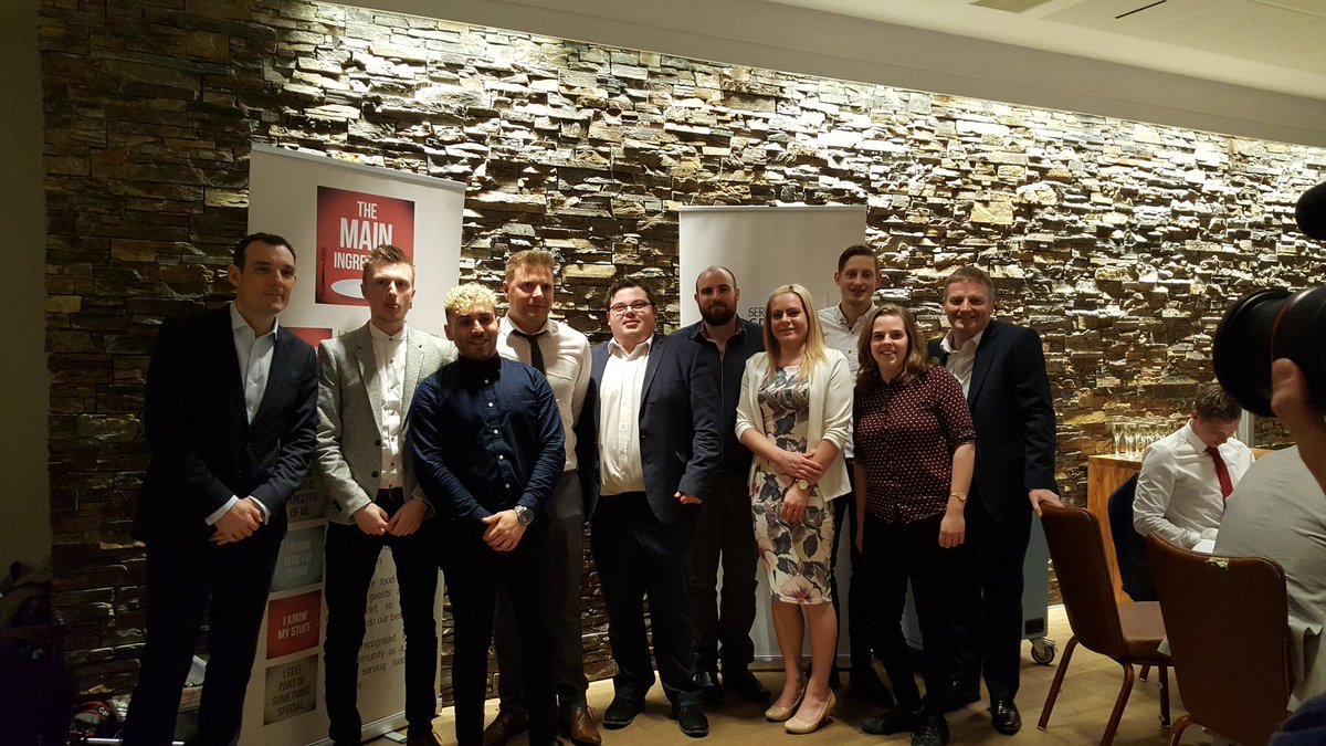 MichelleRedfor3's tweet image. Fantastic day at the UCB celebrating some fantastic talent #TopTalent @cjbraybrook @SJ101112 @elletori @RichLev1 @deangjones @WeAreSUGM